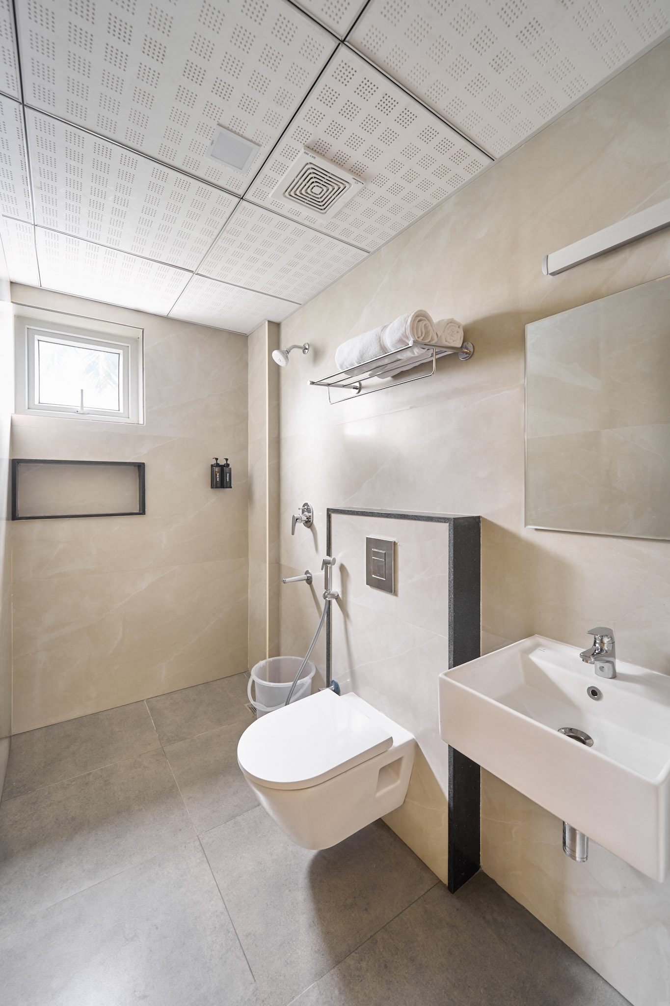 Suite Bathroom